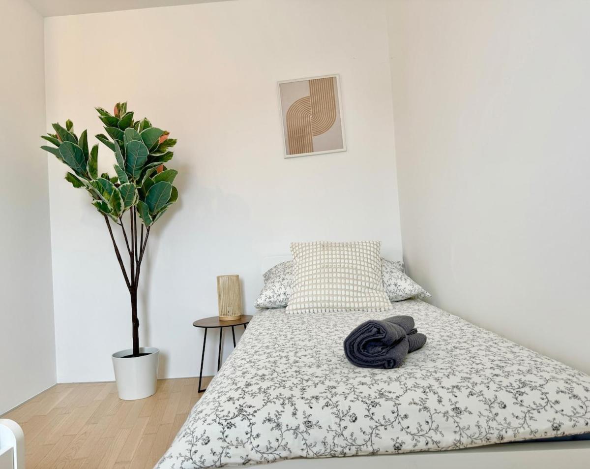 90 M2 Stylish With Free Parking Appartamento